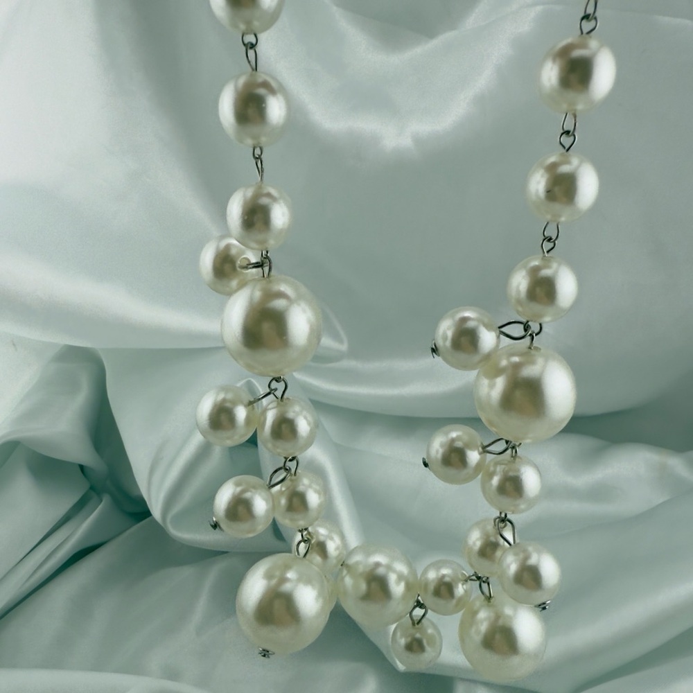 Wedding Jewelry Silver and Shimmer White Classic Pearl Necklace Adjustable